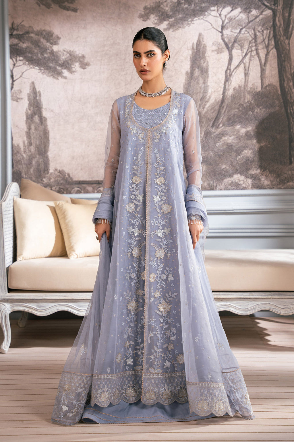 EMBROIDERED SUIT