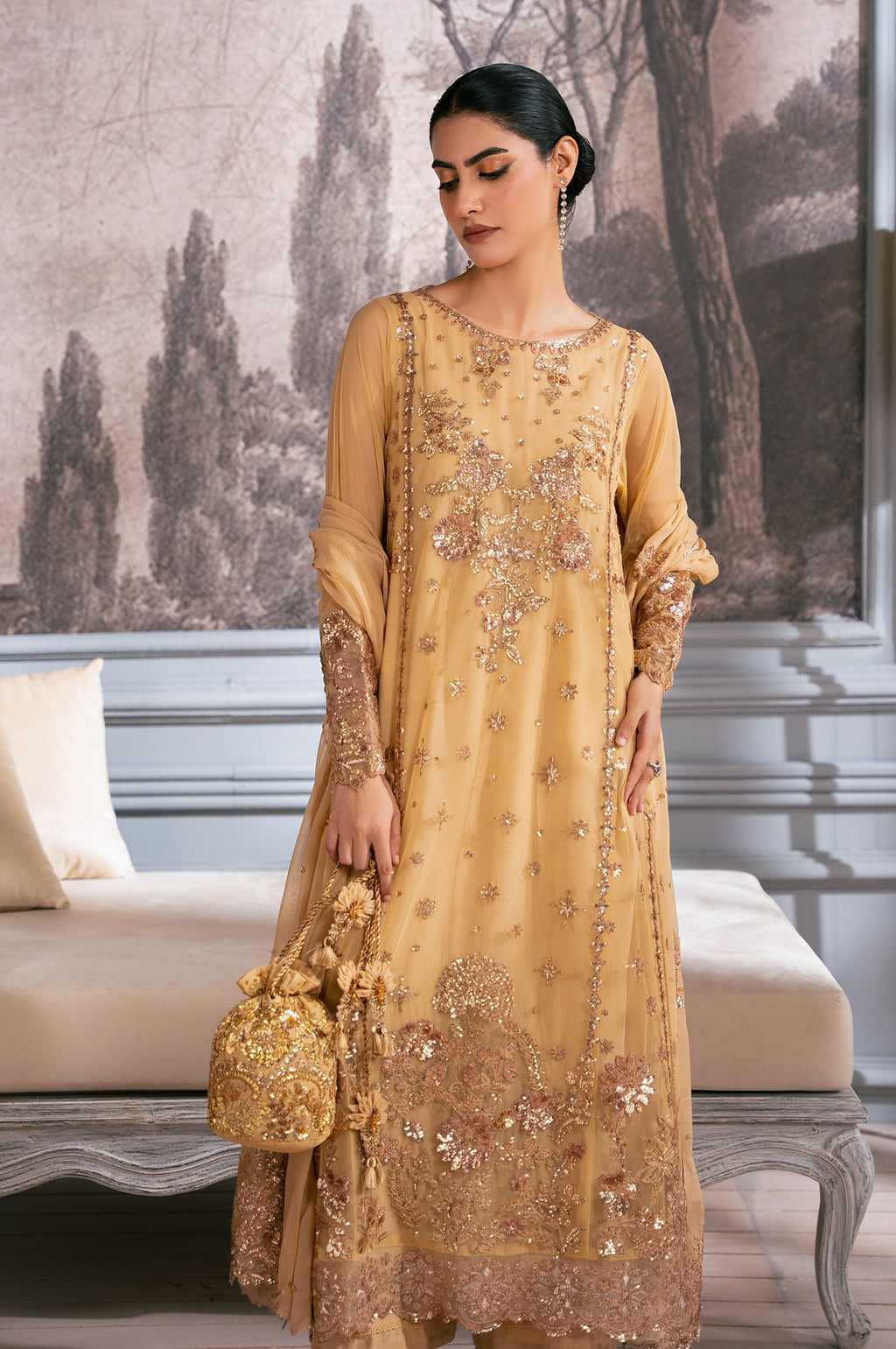 EMBROIDERED SUIT