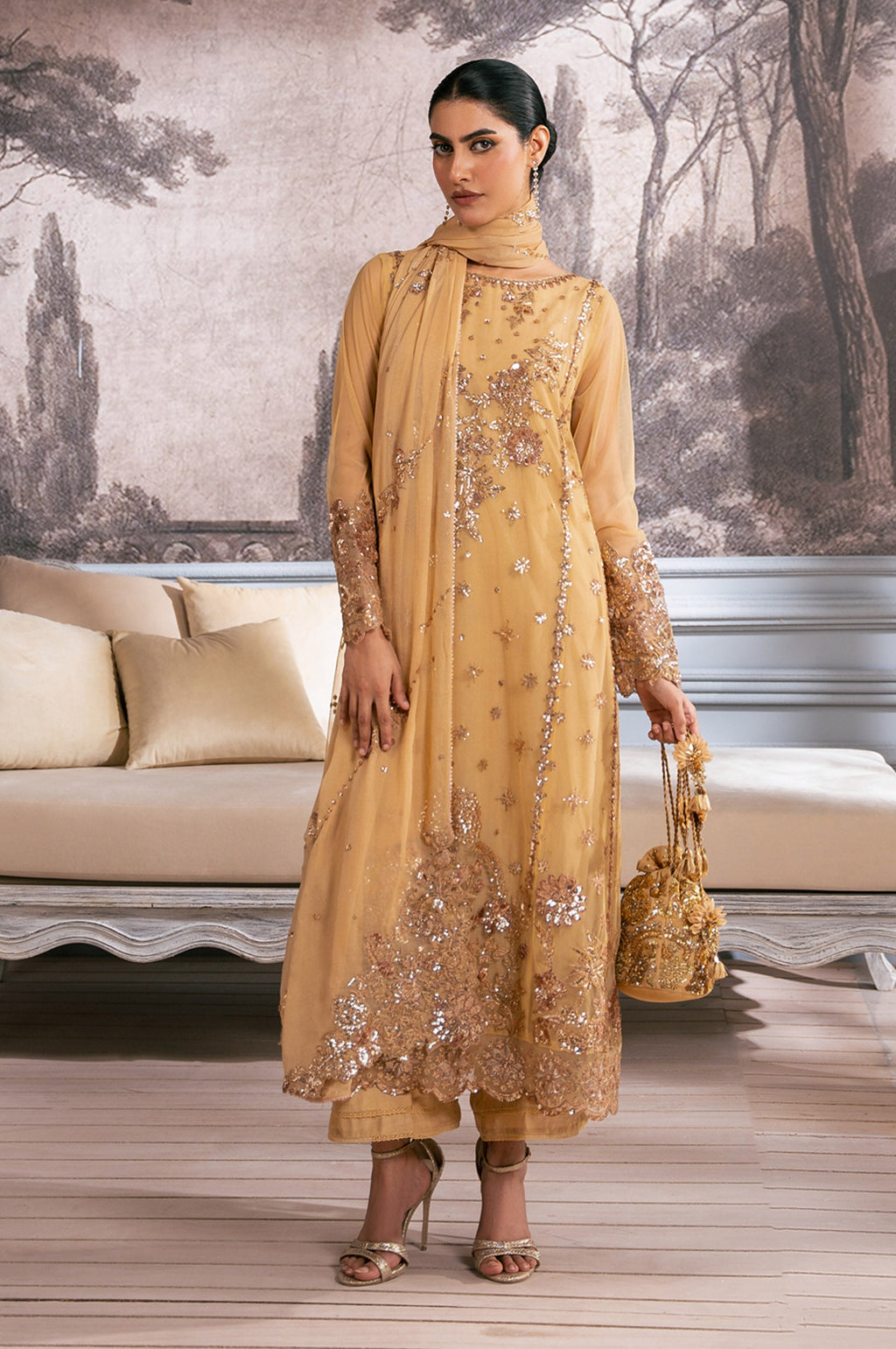 EMBROIDERED SUIT