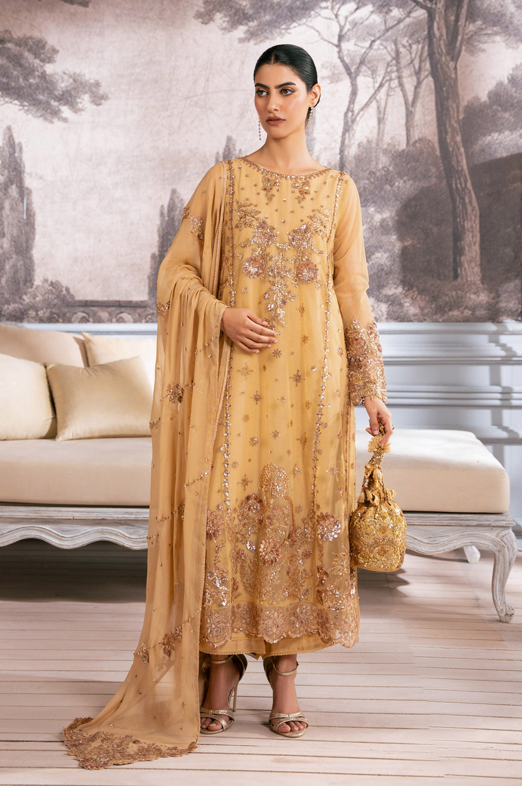 EMBROIDERED SUIT