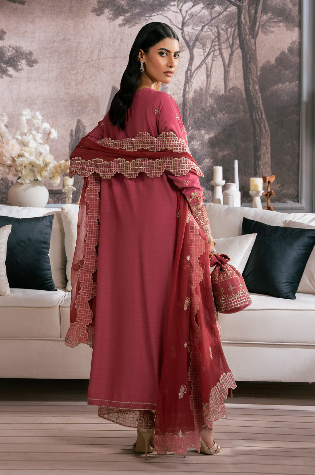 UNSTITCHED EMBROIDERED SUIT