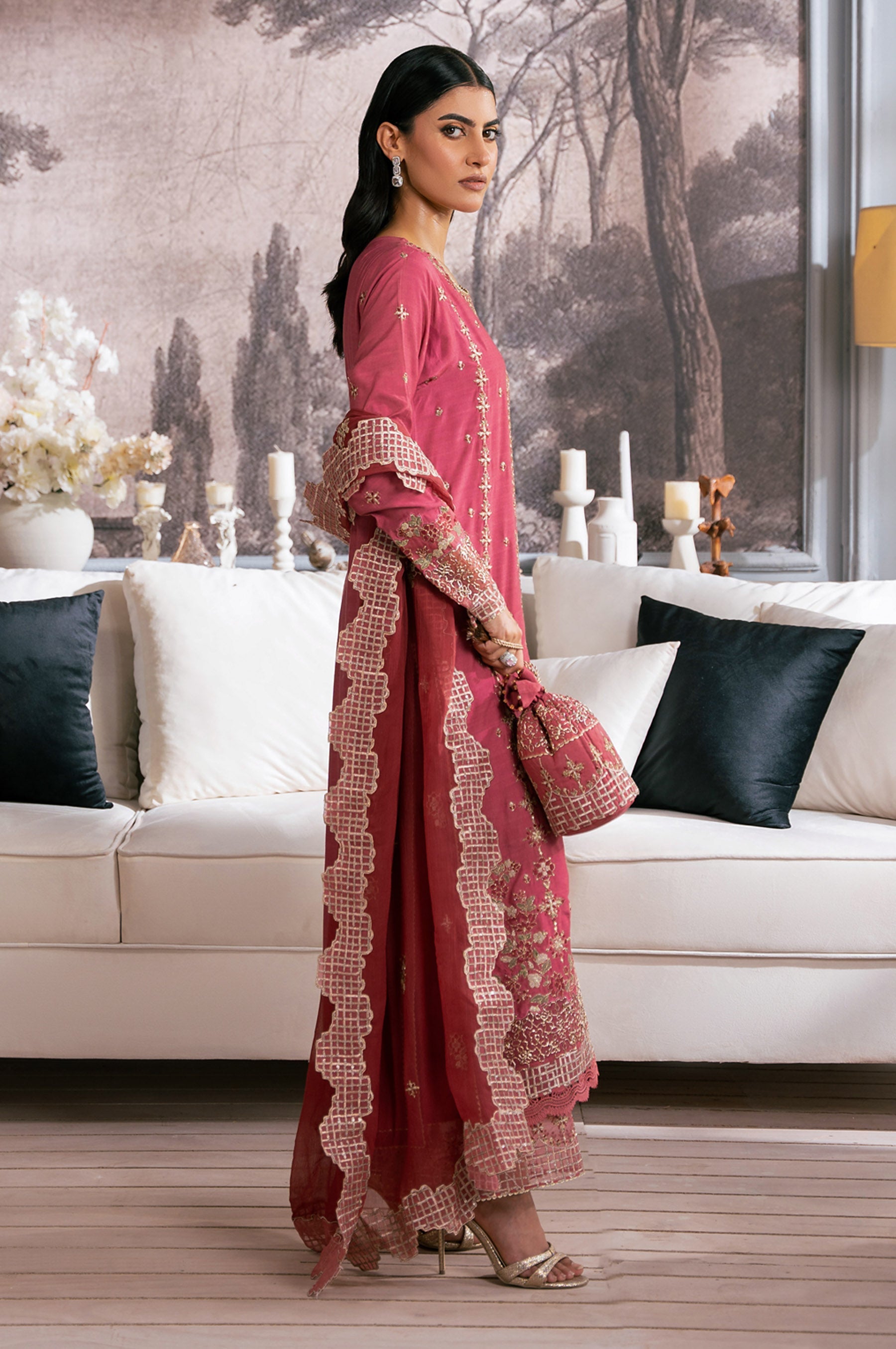 EMBROIDERED SUIT
