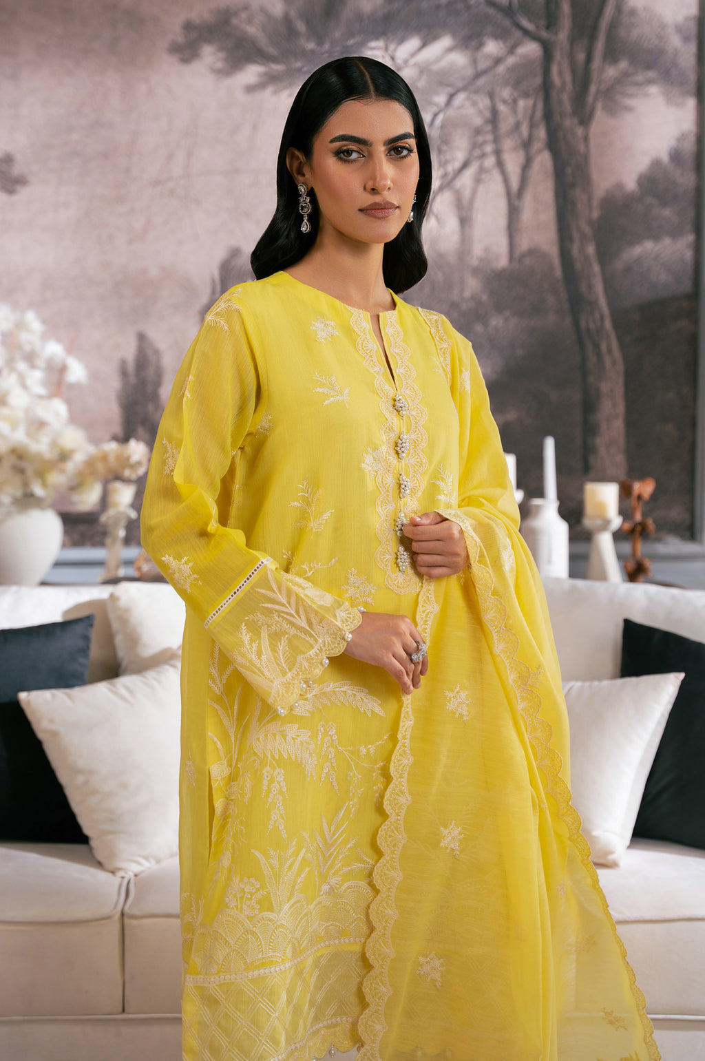 UNSTITCHED EMBROIDERED SUIT