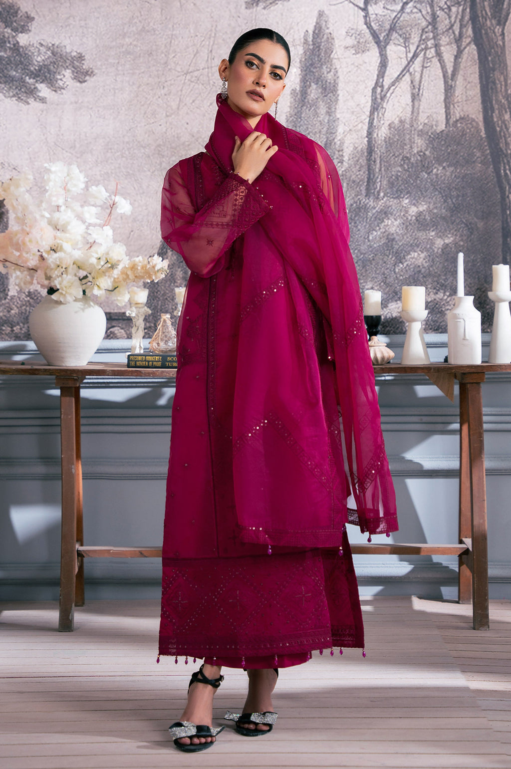 EMBROIDERED SUIT
