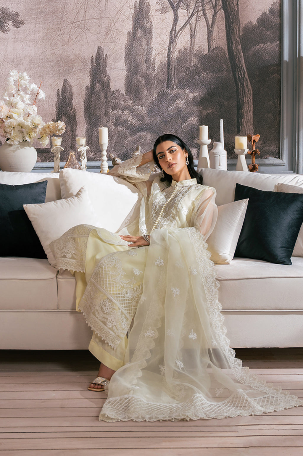 UNSTITCHED EMBROIDERED SUIT