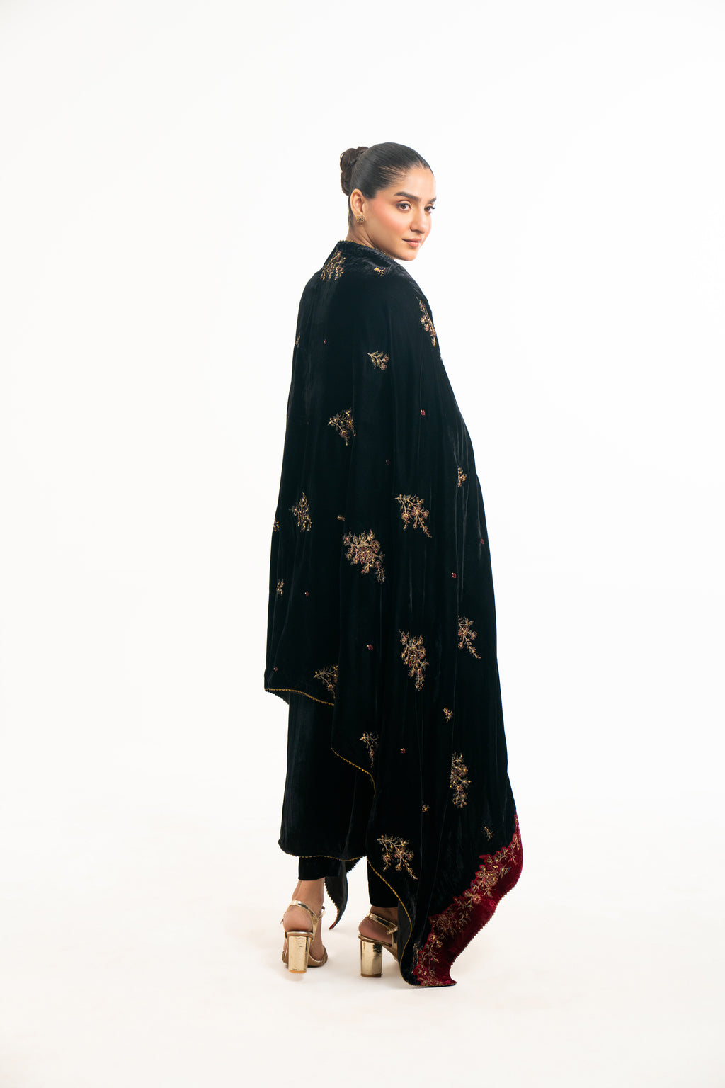 EMBROIDERED VELVET SHAWL