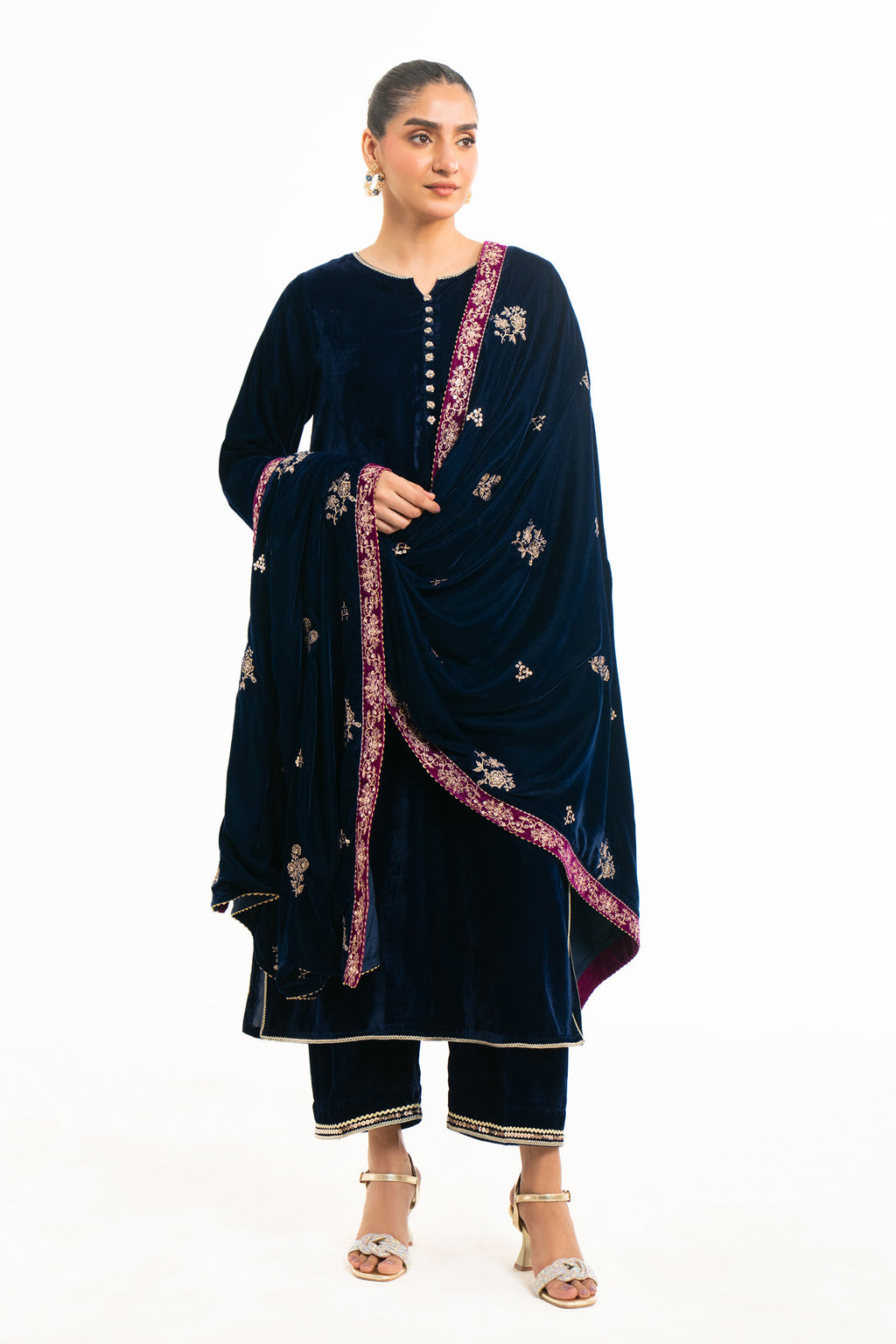 EMBROIDERED VELVET SHAWL