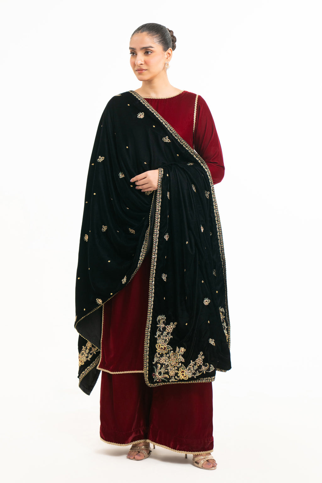 EMBROIDERED VELVET SHAWL