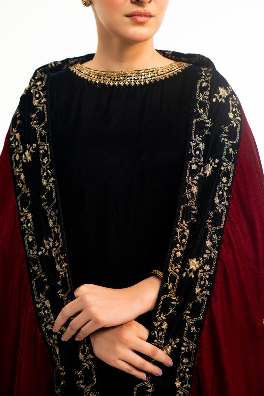 EMBROIDERED VELVET SHAWL