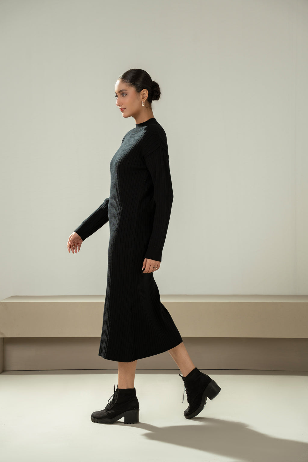 STYLIZED YARN DYED DRESS