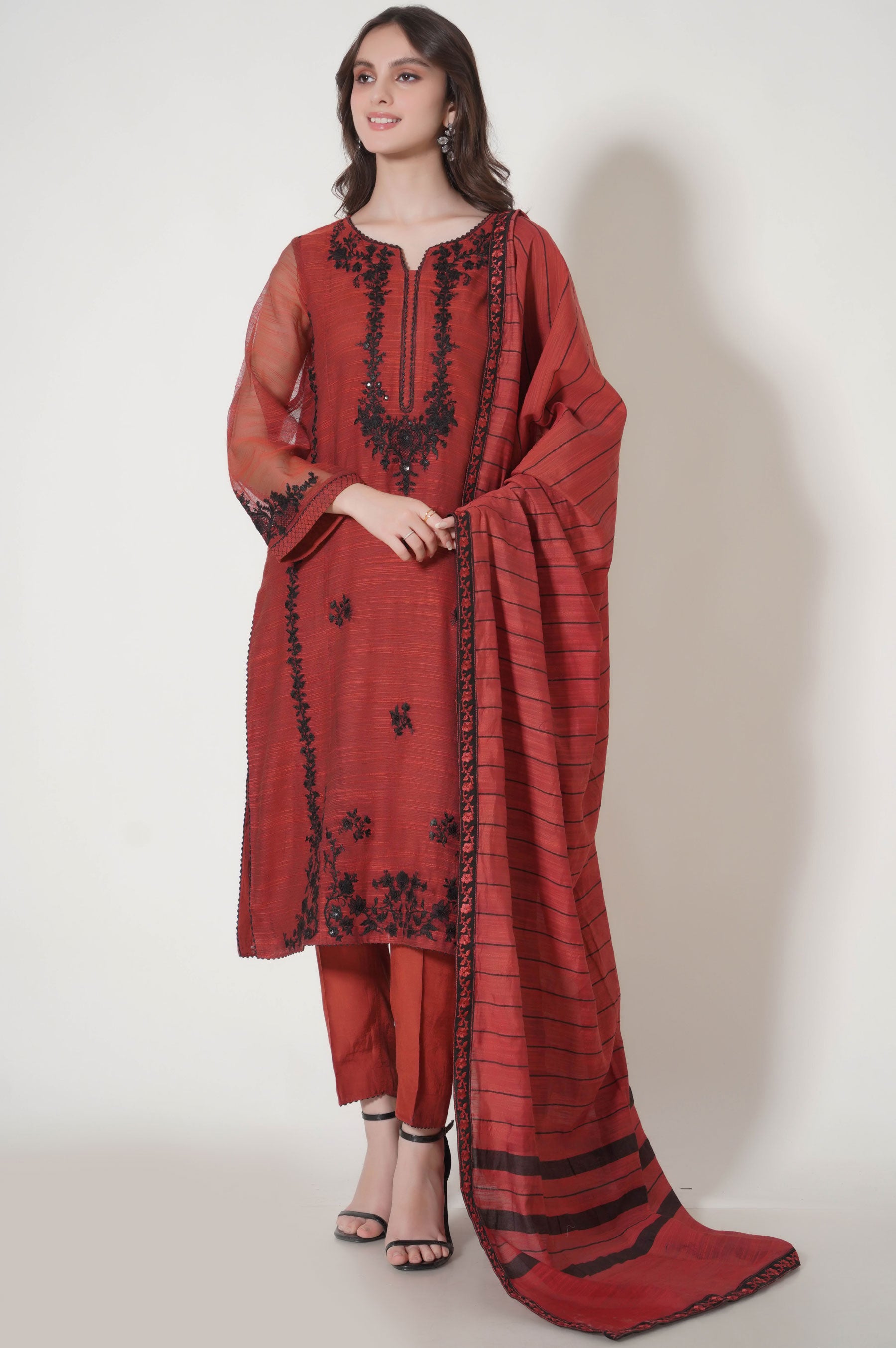 Threads & Motifs Pret Printed Khaddi Net 3 Piece Suits 9726