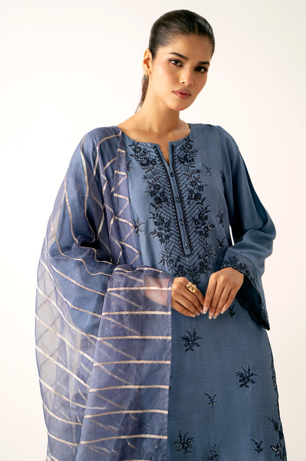 UNSTITCHED EMBROIDERED SUIT