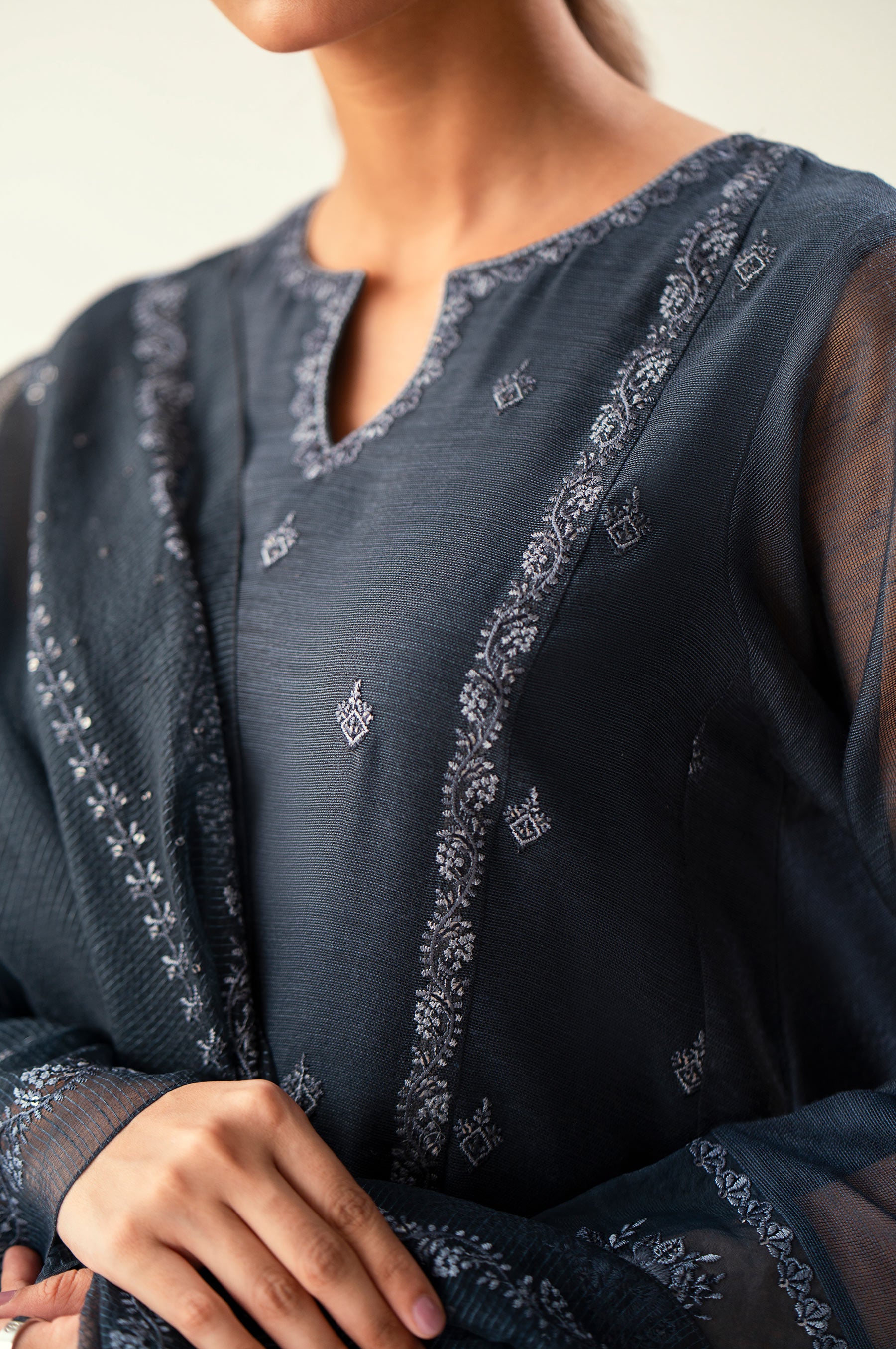 EMBROIDERED KHADDI NET UNSTITCHED SHIRT