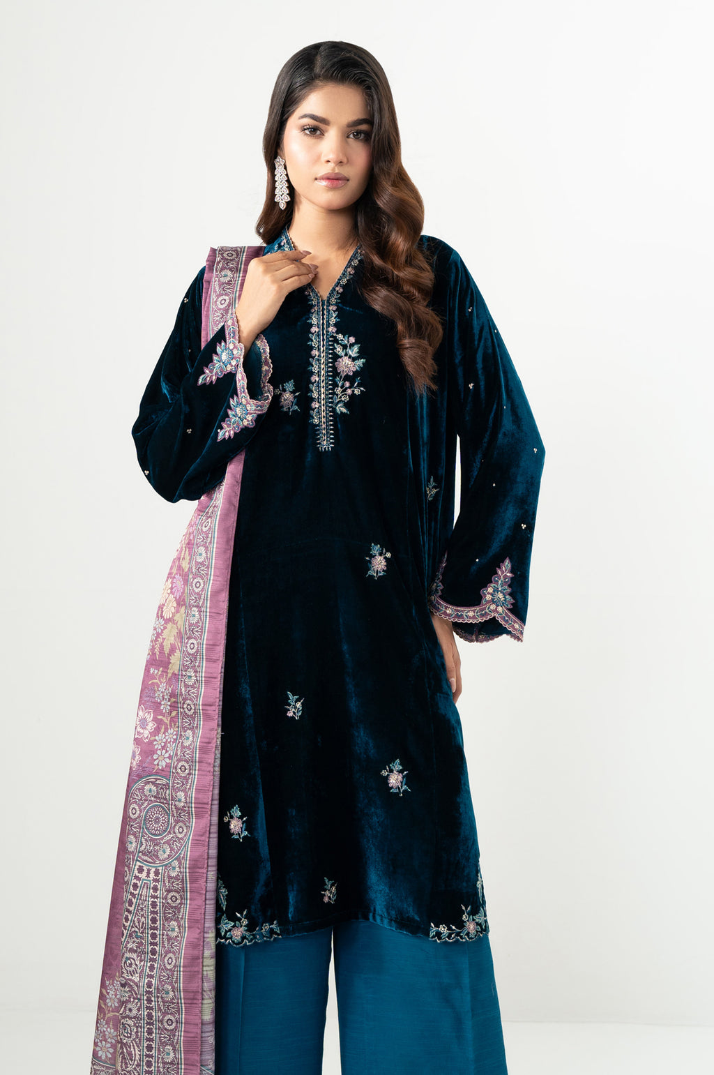 EMBROIDERED VELVET SUIT