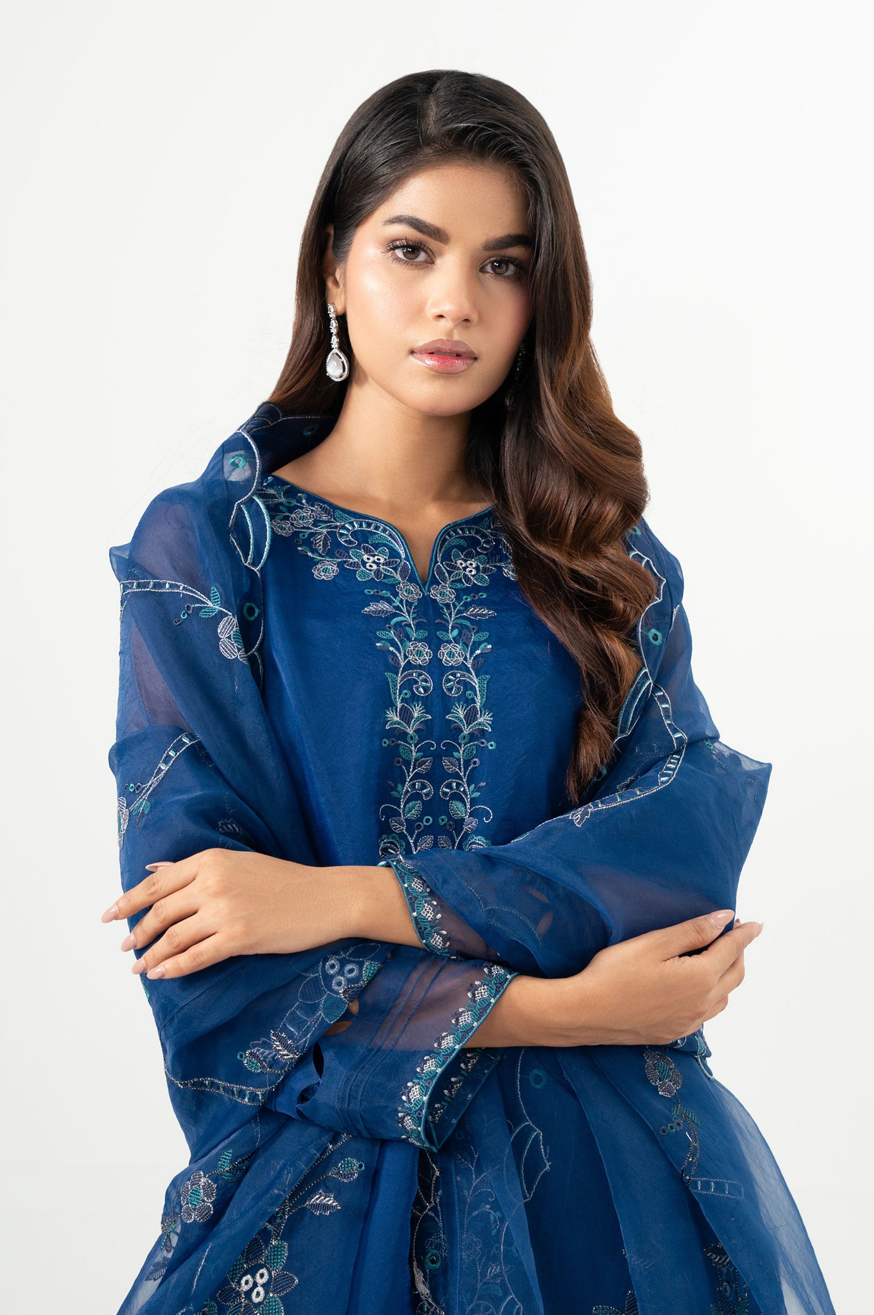 UNSTITCHED EMBROIDERED ORGANZA SHIRT