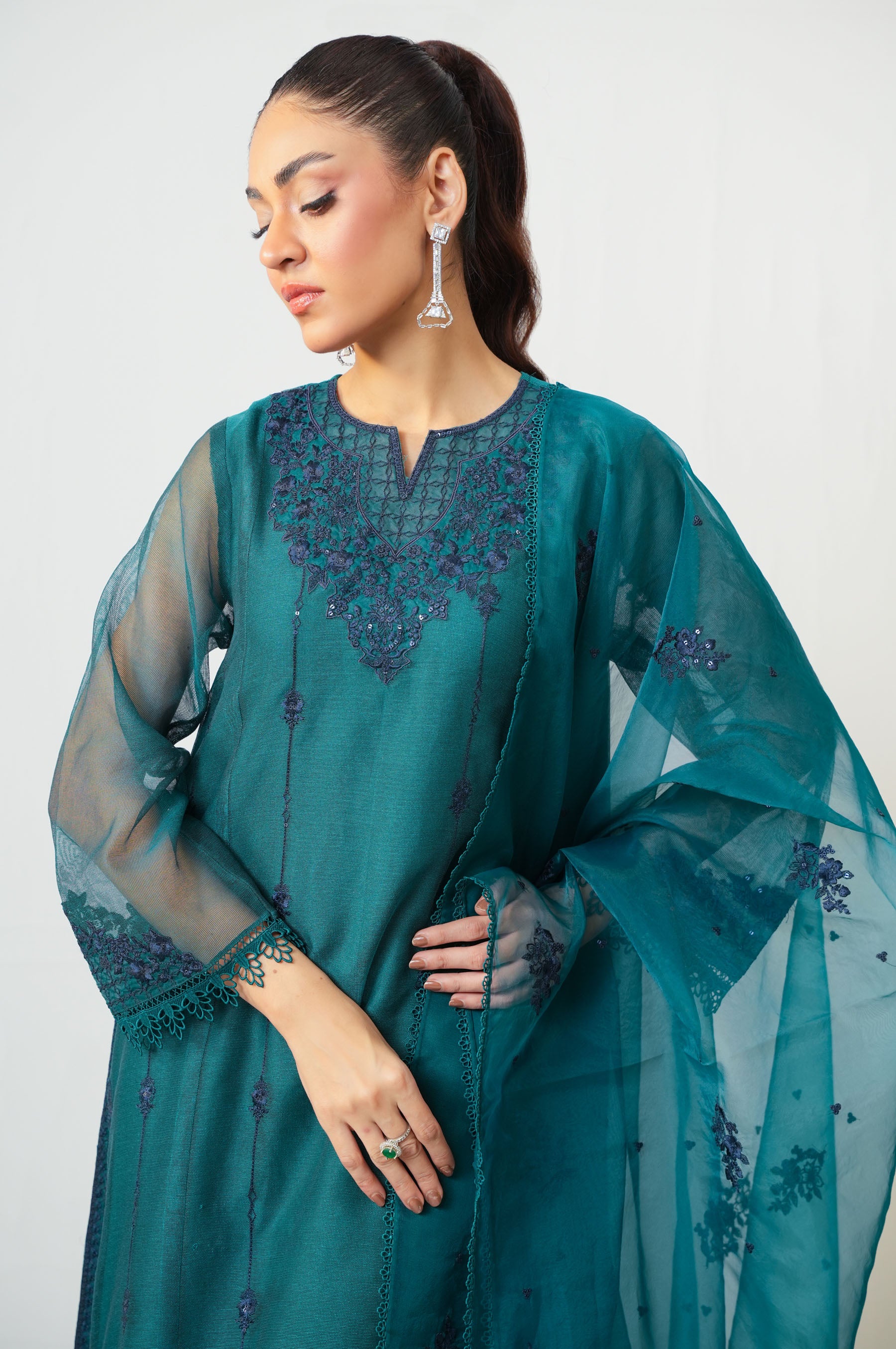UNSTITCHED EMBROIDERED SUIT