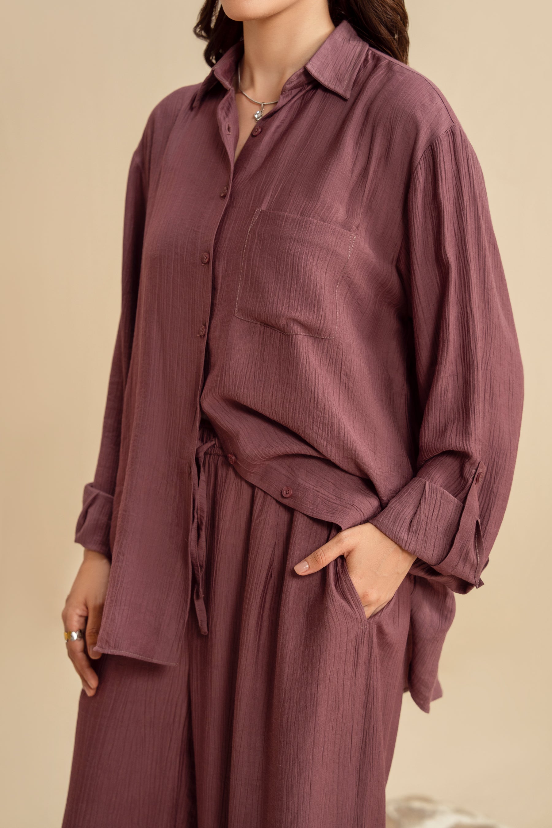 YARN DYED CREPE STITCHED TOP