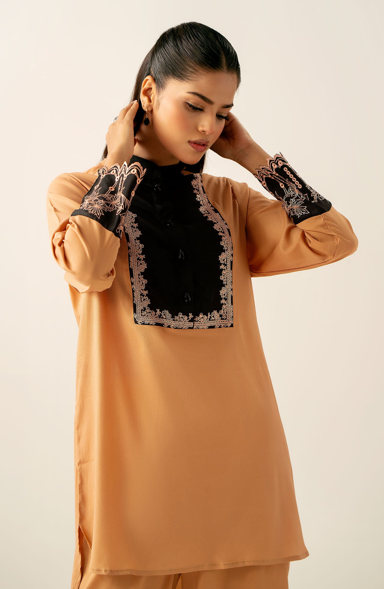 Zeen Western Silk Co-ord Set - Peach