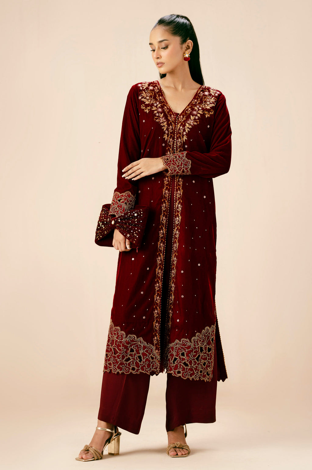 EMBROIDERED VELVET JACKET