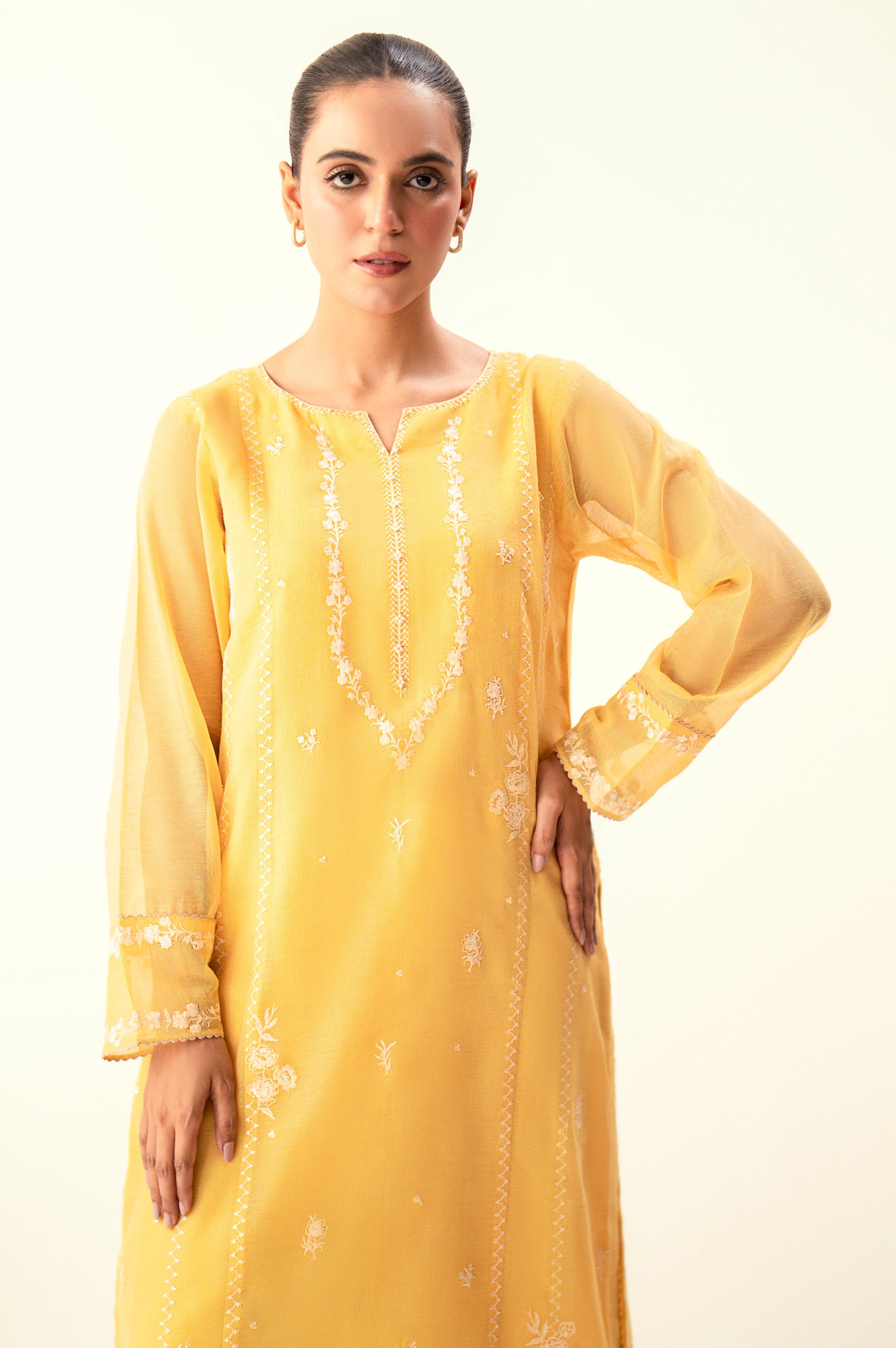 EMBROIDERED SUIT