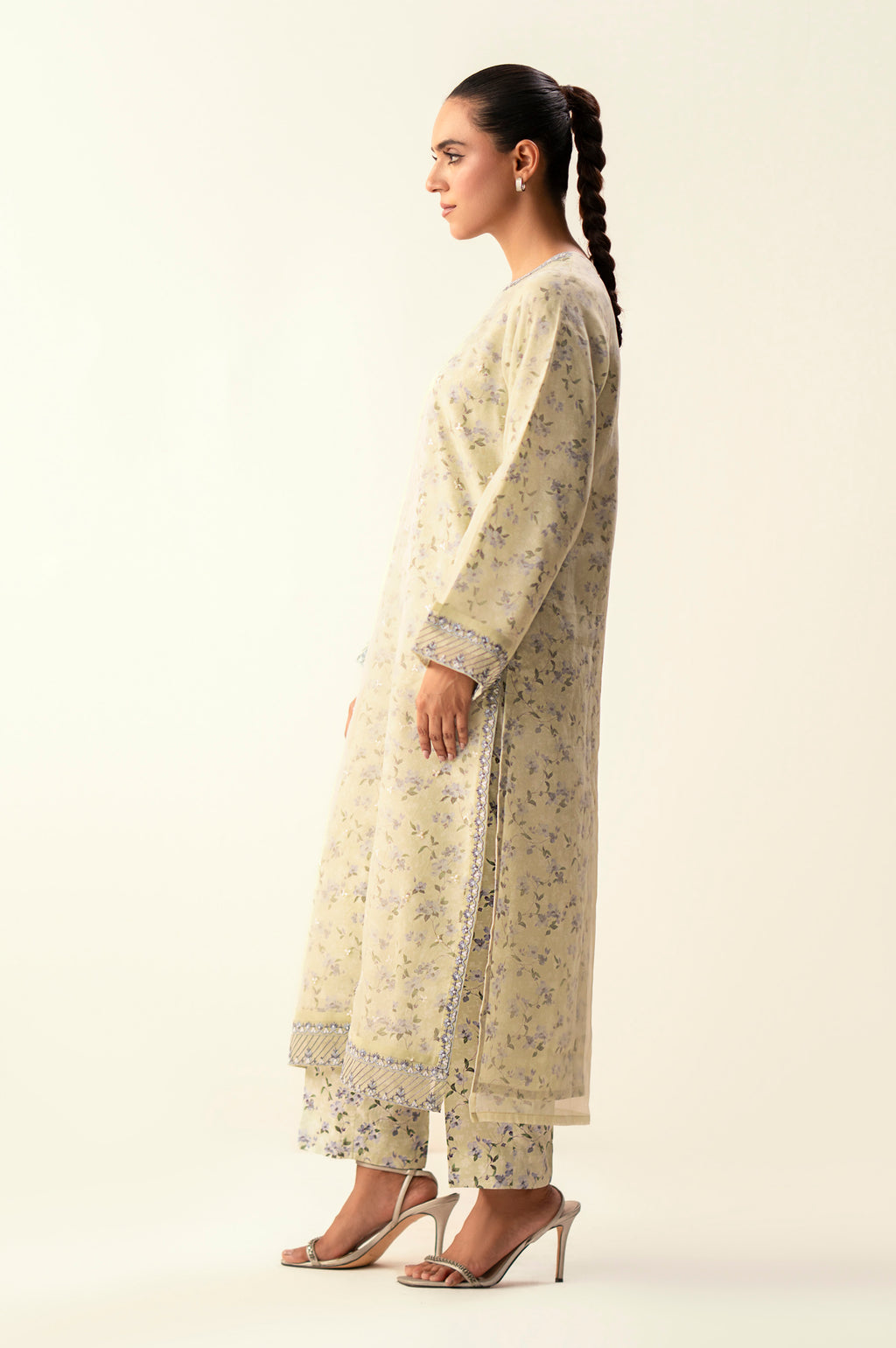 EMBROIDERED SUIT