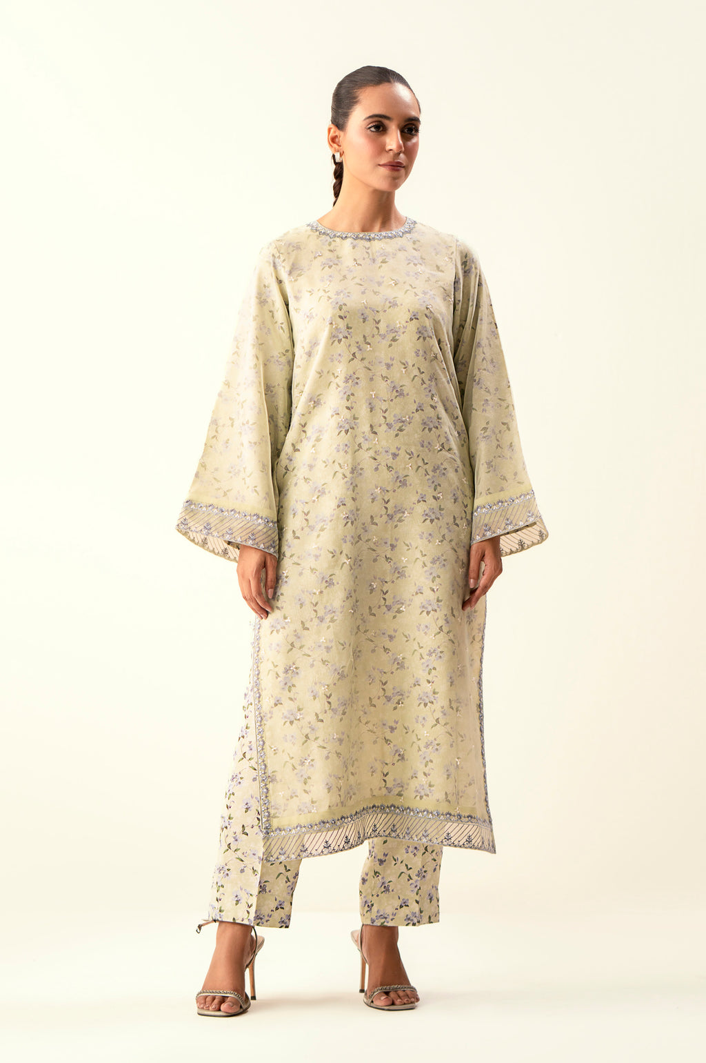 EMBROIDERED SUIT
