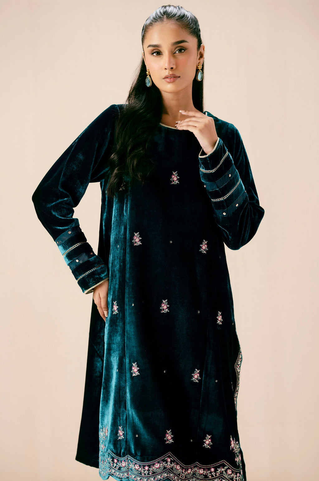 EMBROIDERED SHIRT BOTTOM SUIT