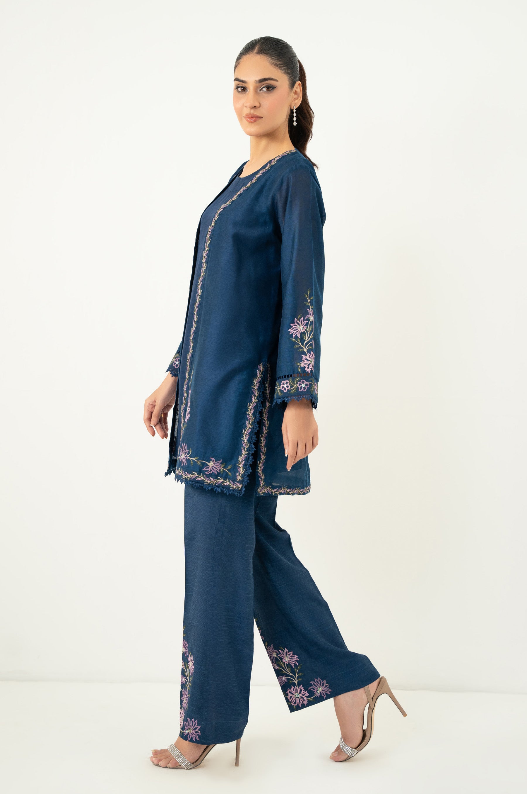 EMBROIDERED RAW SILK STITCHED BOTTOM (FACTORY E-OUTLET)