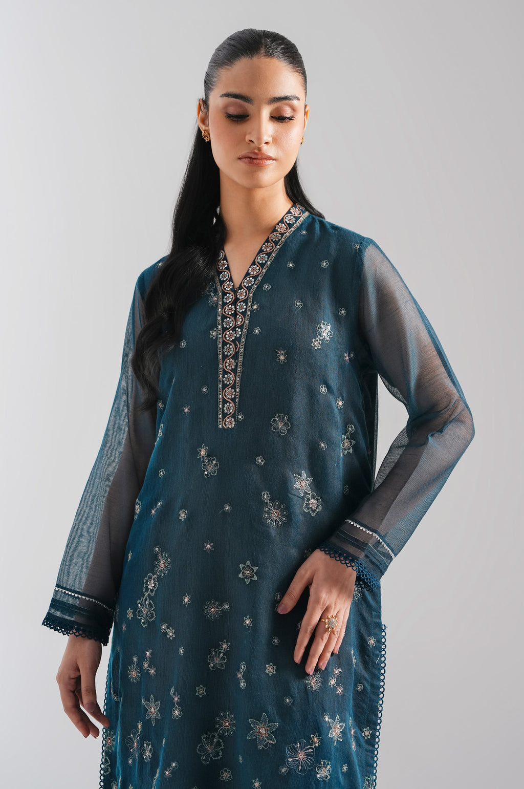 EMBROIDERED SUIT