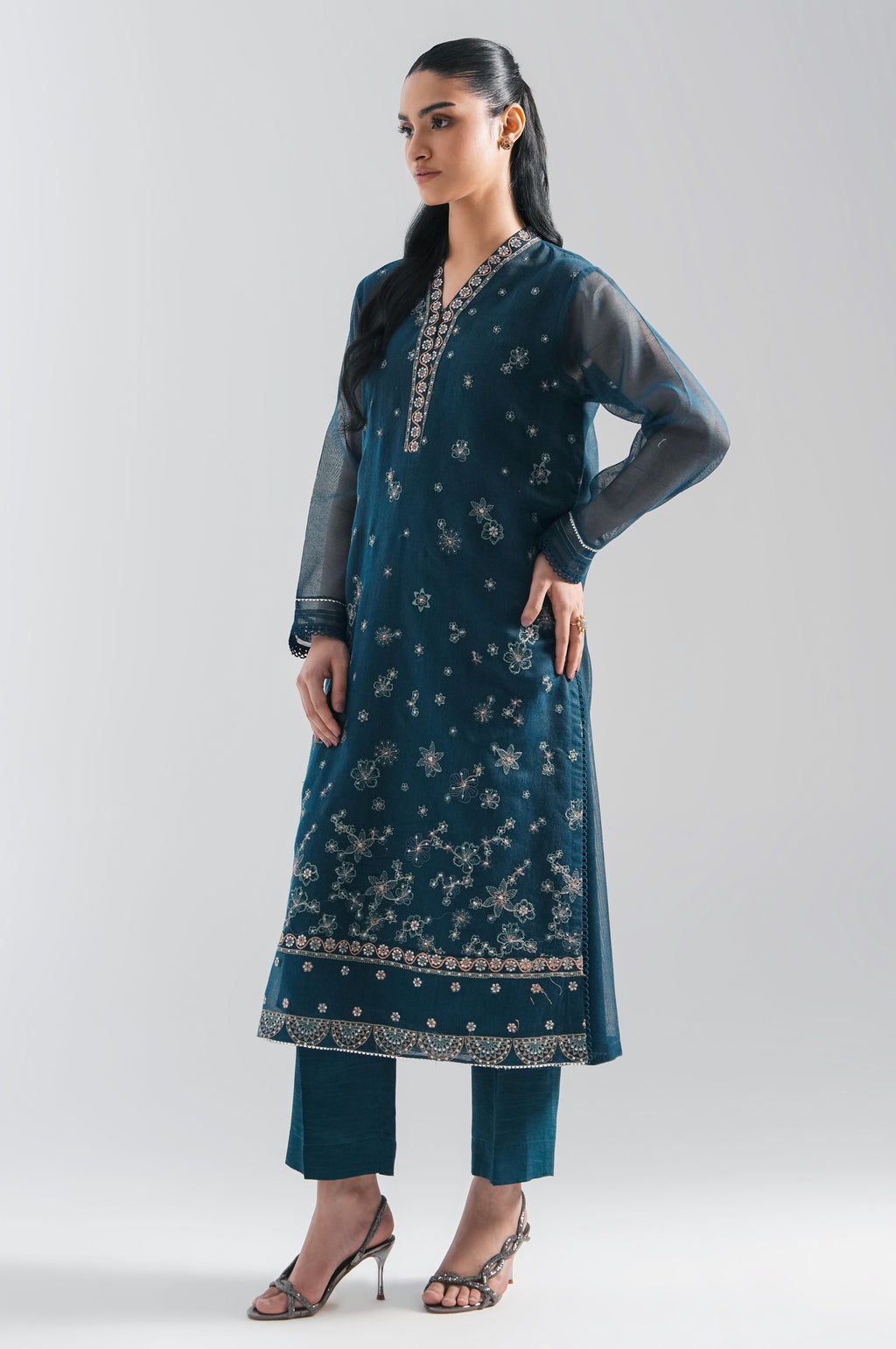EMBROIDERED SUIT