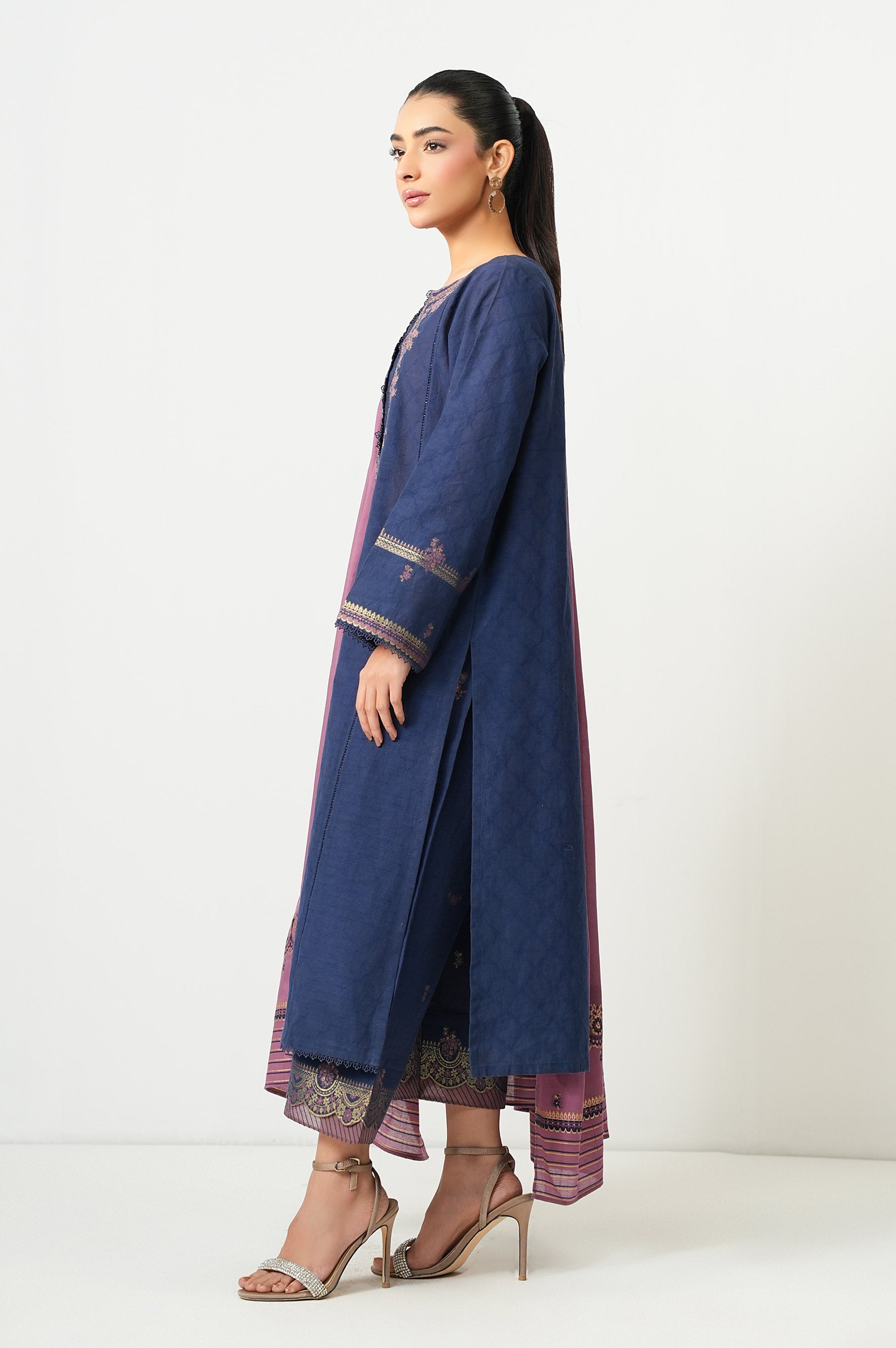 EMBROIDERED JACQUARD STITCHED BOTTOM (FACTORY E-OUTLET)
