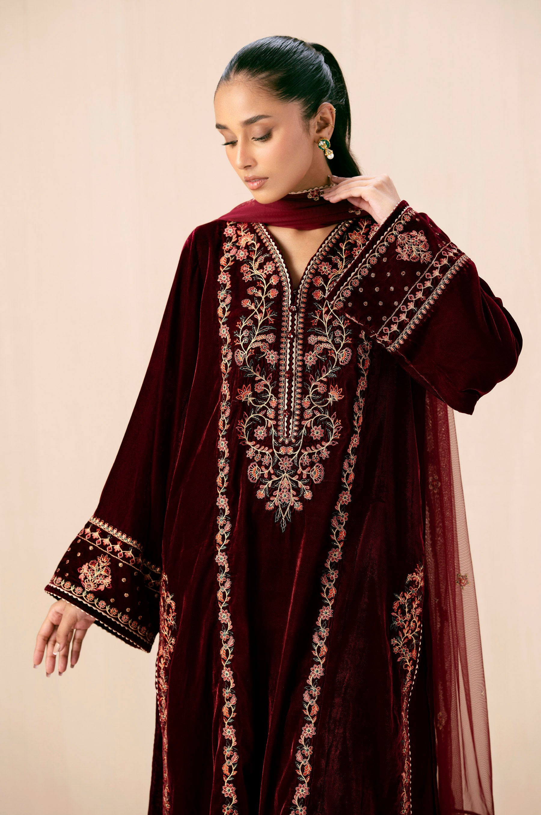 EMBROIDERED SUIT