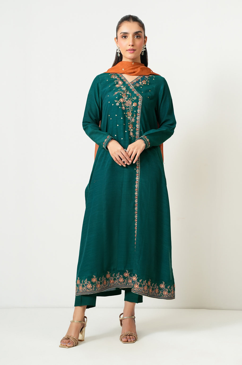 EMBROIDERED SUIT