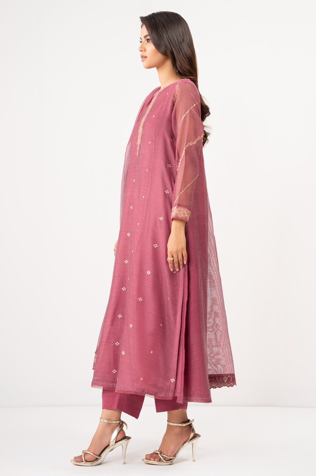 EMBROIDERED SUIT