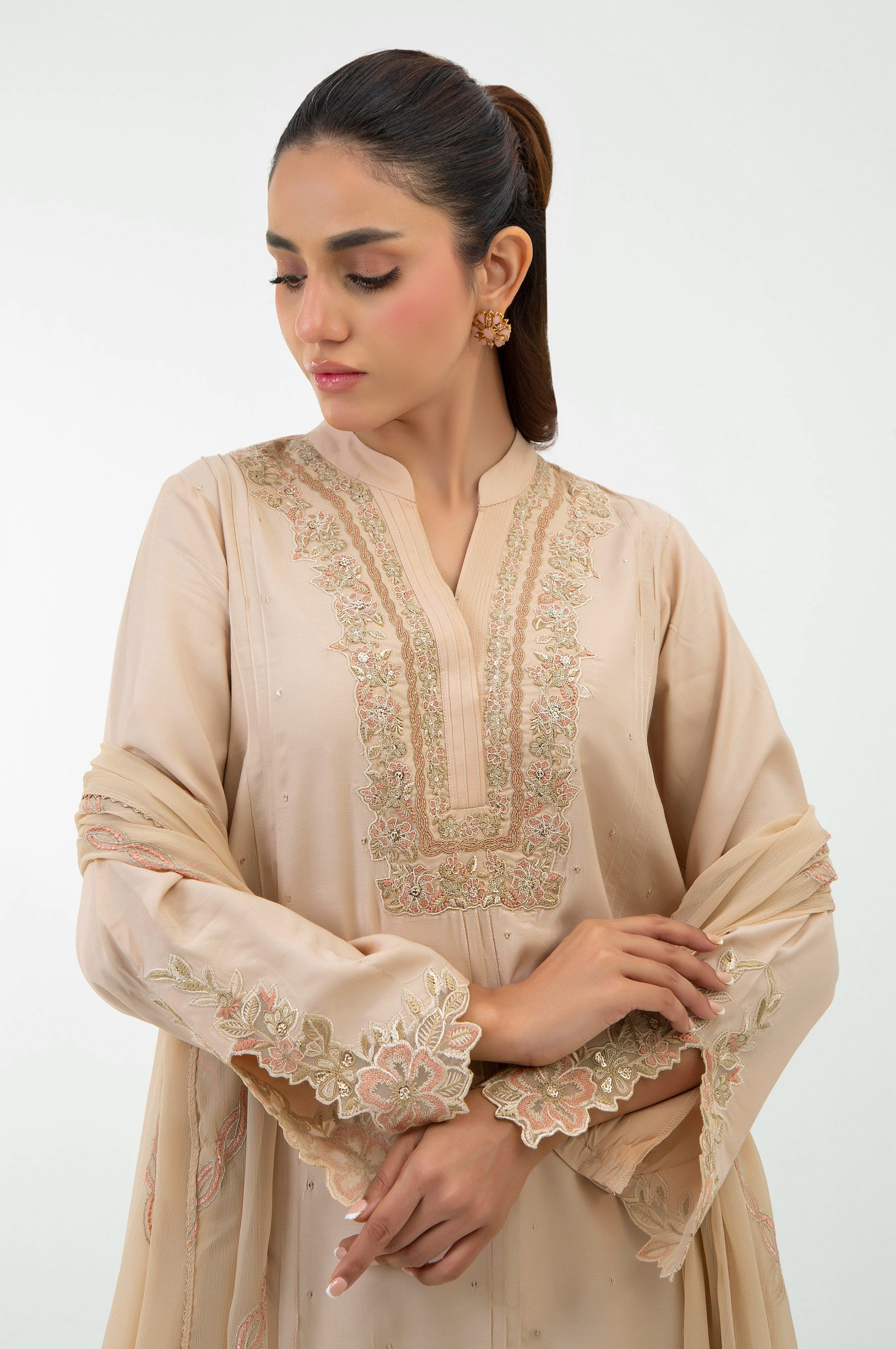 STITCHED EMBROIDERED RAW SILK SUIT