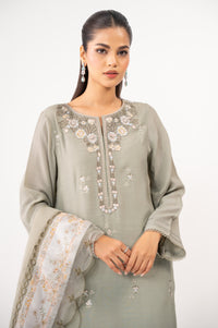 EMBROIDERED SUIT