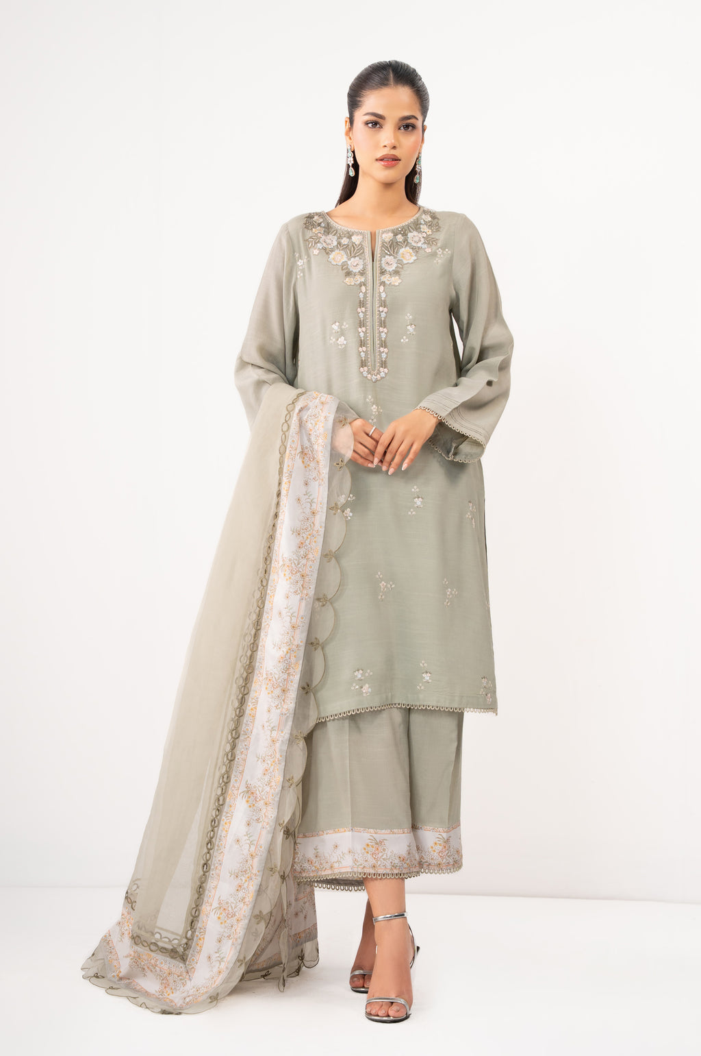 EMBROIDERED SUIT