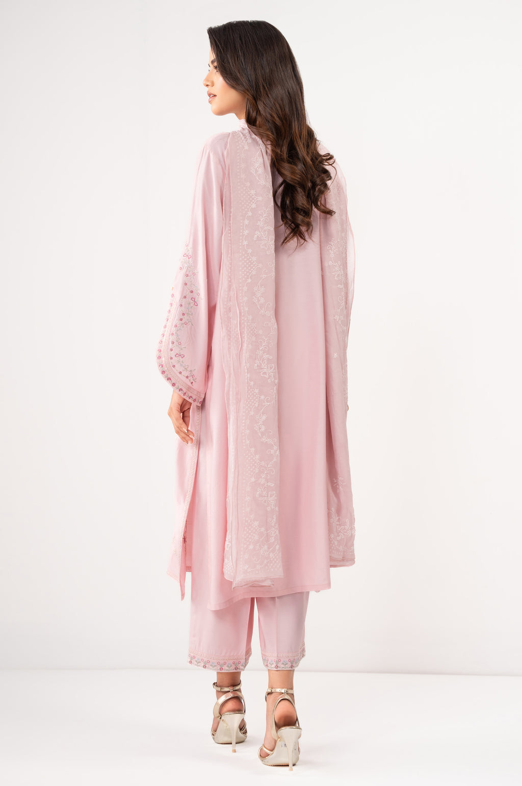 EMBROIDERED SUIT