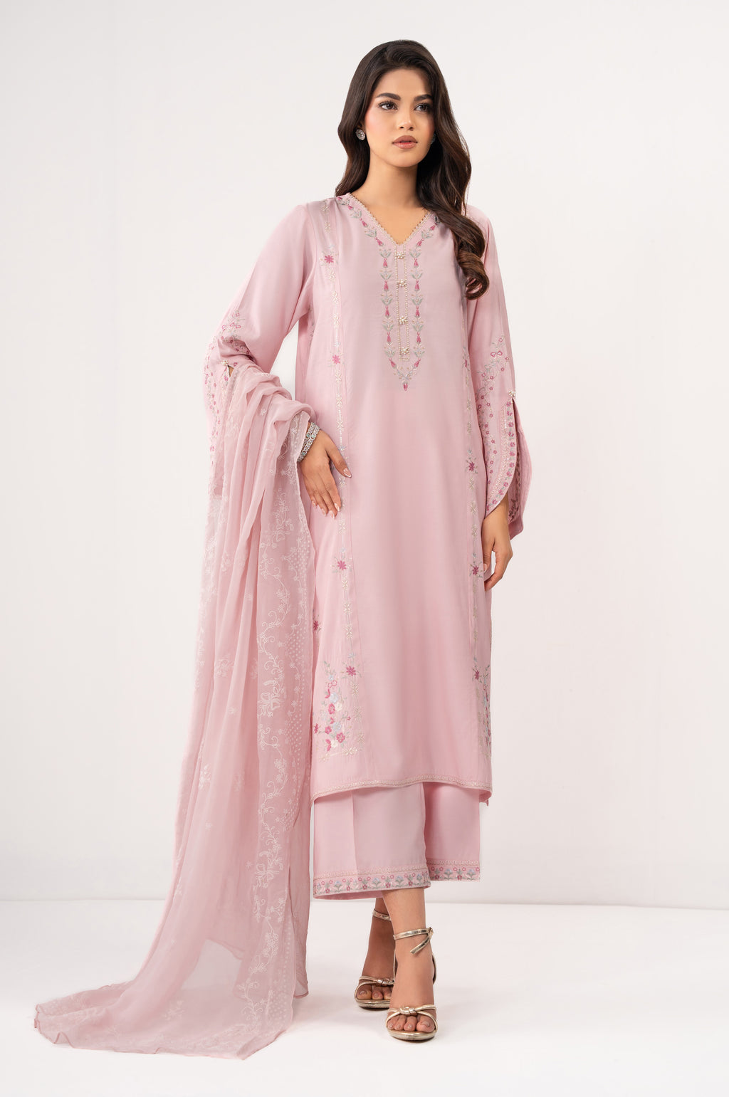 EMBROIDERED SUIT