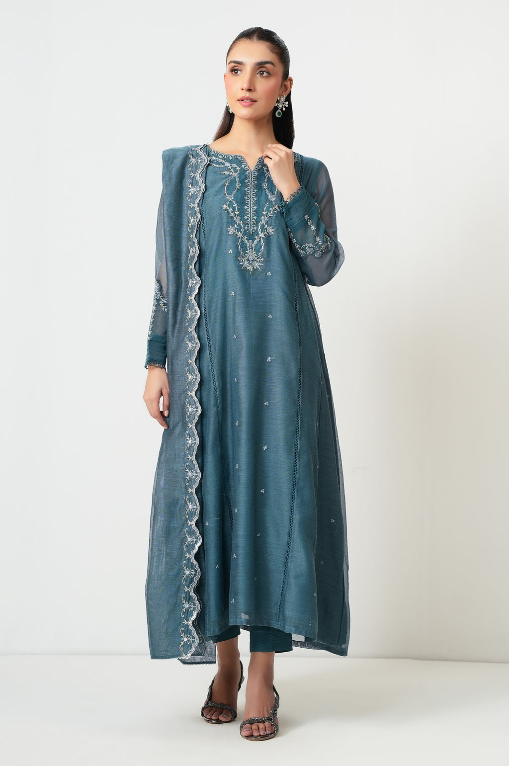EMBROIDERED SUIT