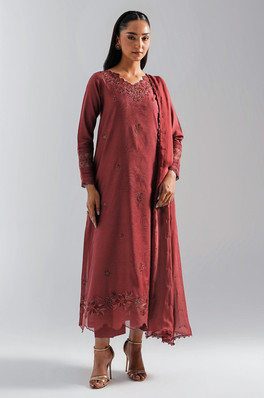 EMBROIDERED SUIT