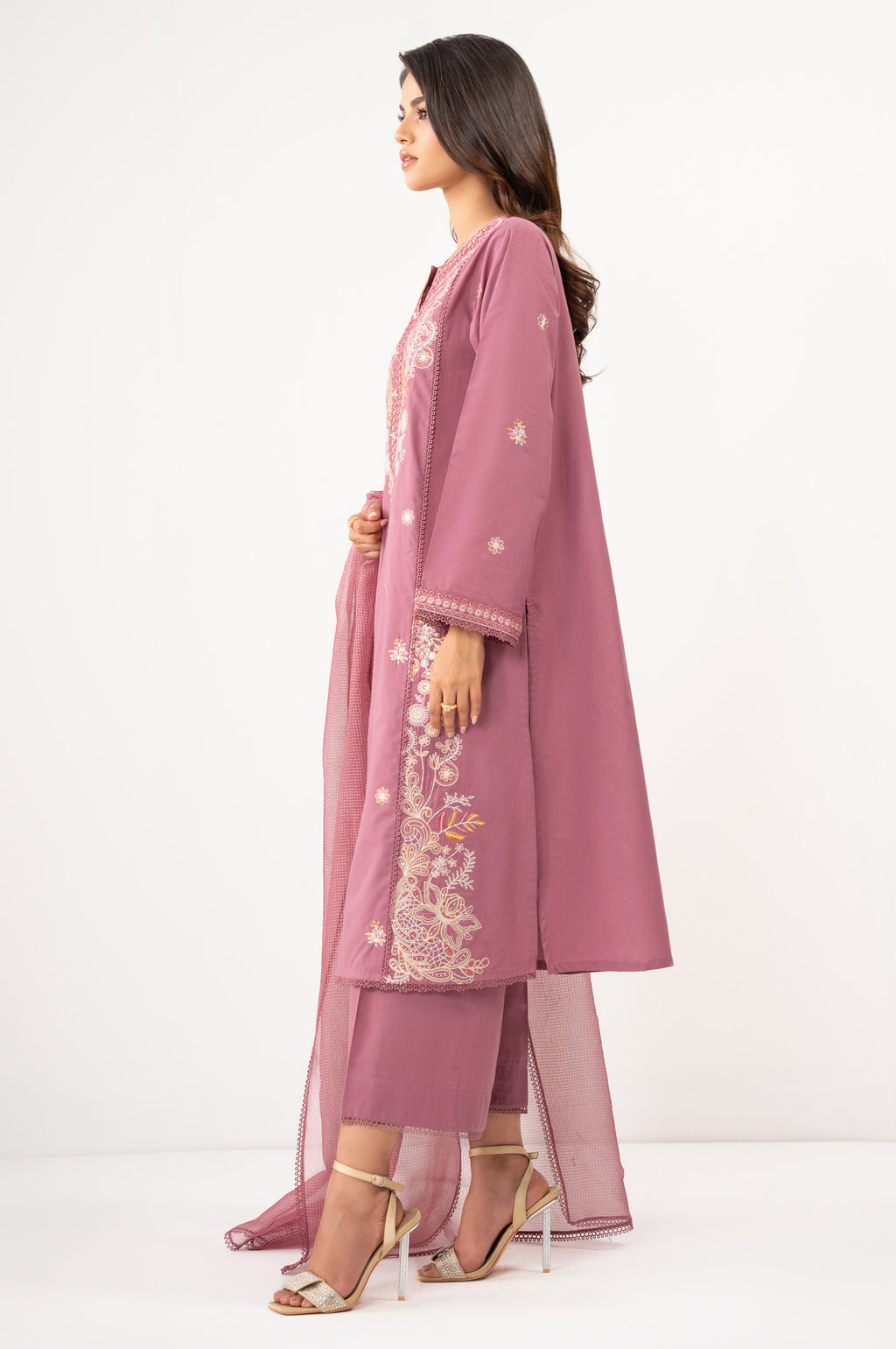 EMBROIDERED SUIT