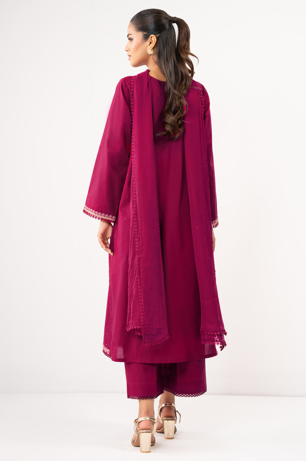 EMBROIDERED SUIT