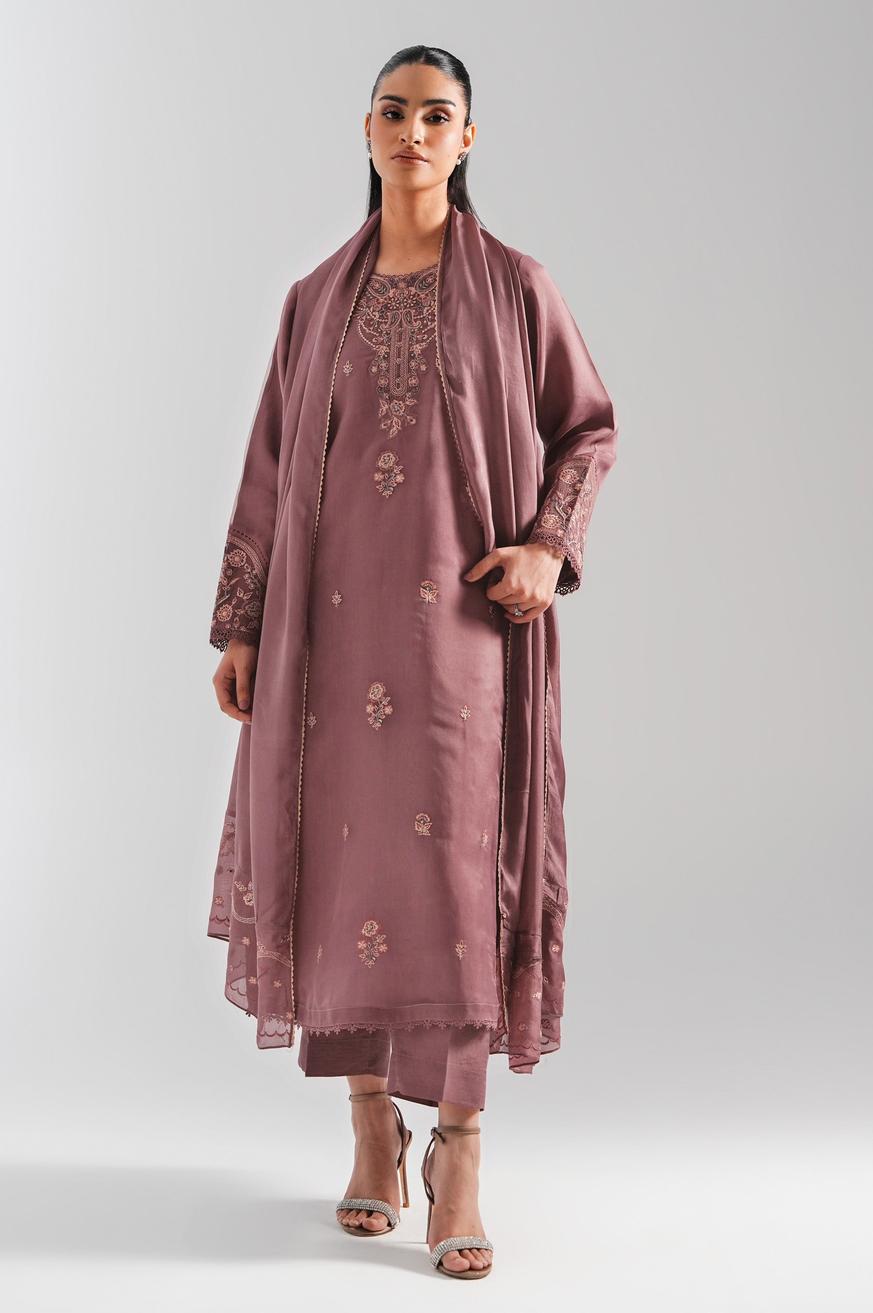 EMBROIDERED ORGANZA STITCHED SHIRT BOTTOM