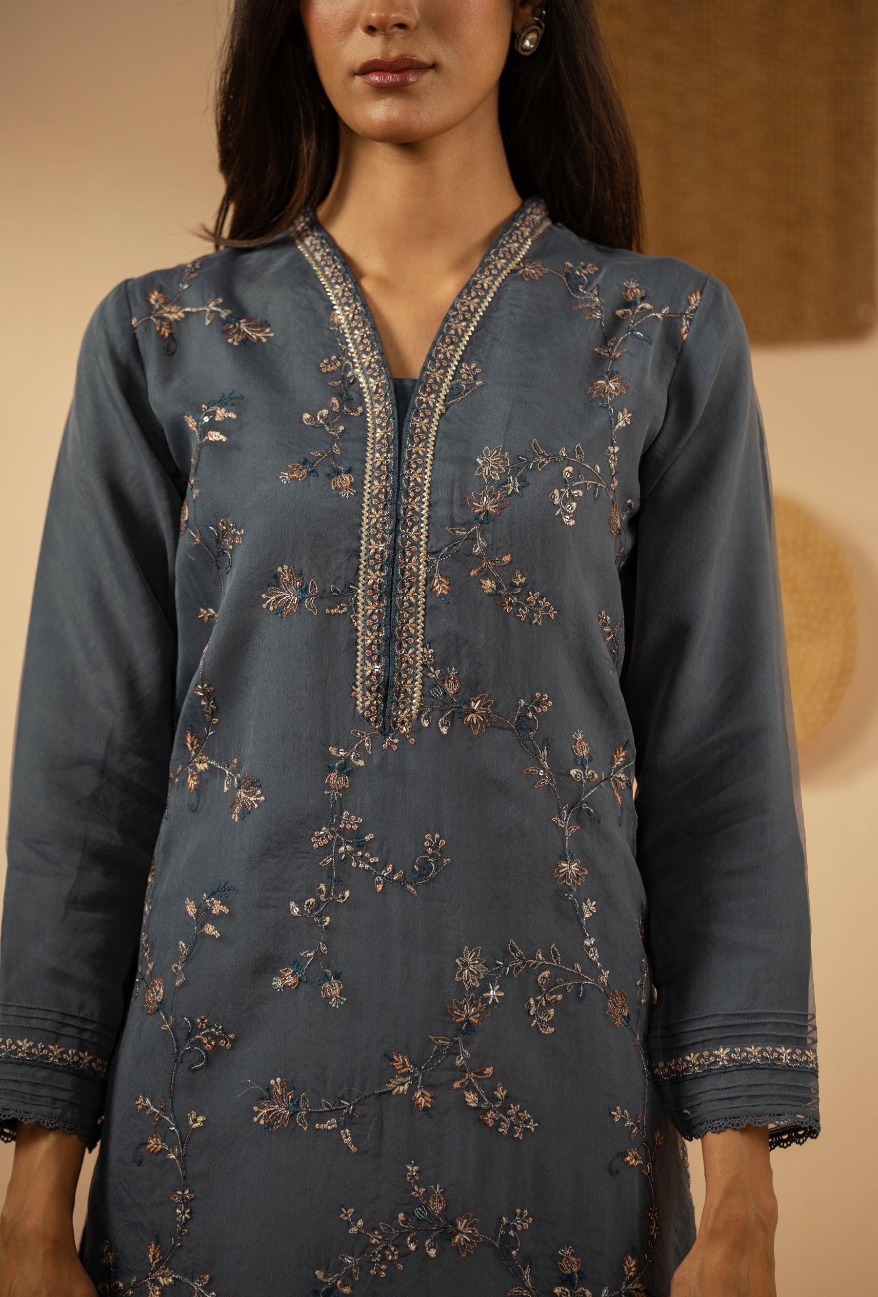 EMBROIDERED ORGANZA STITCHED 3 PIECE SUIT