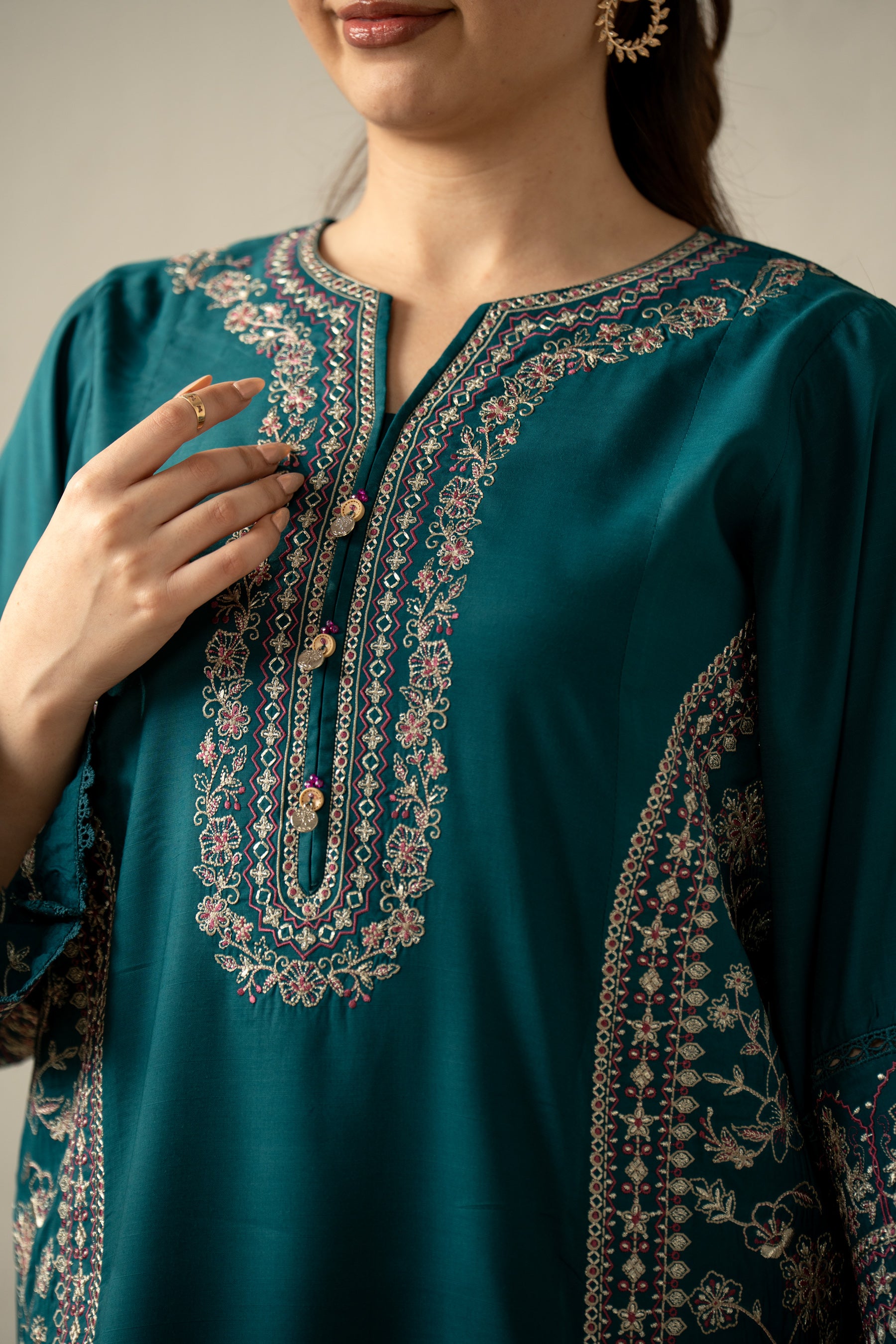 EMBROIDERED RAW SILK STITCHED 3 PIECE SUIT