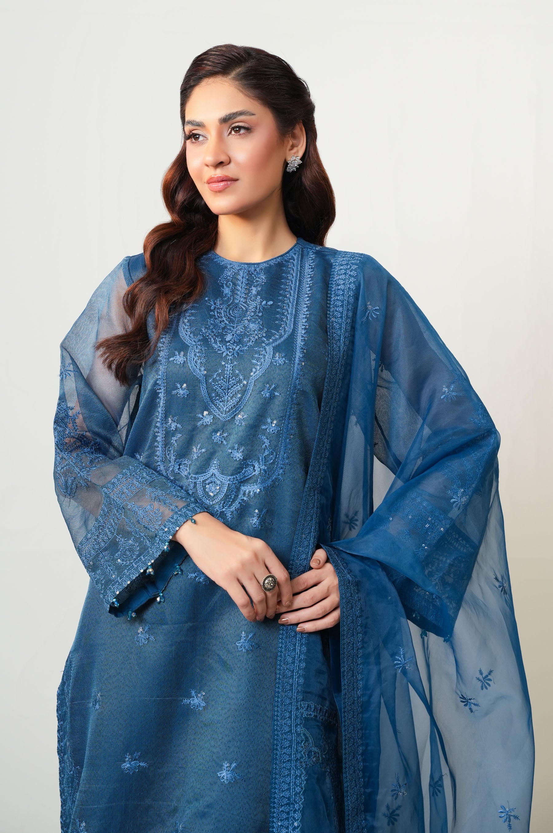 EMBROIDERED ORGANZA STITCHED 3 PIECE SUIT