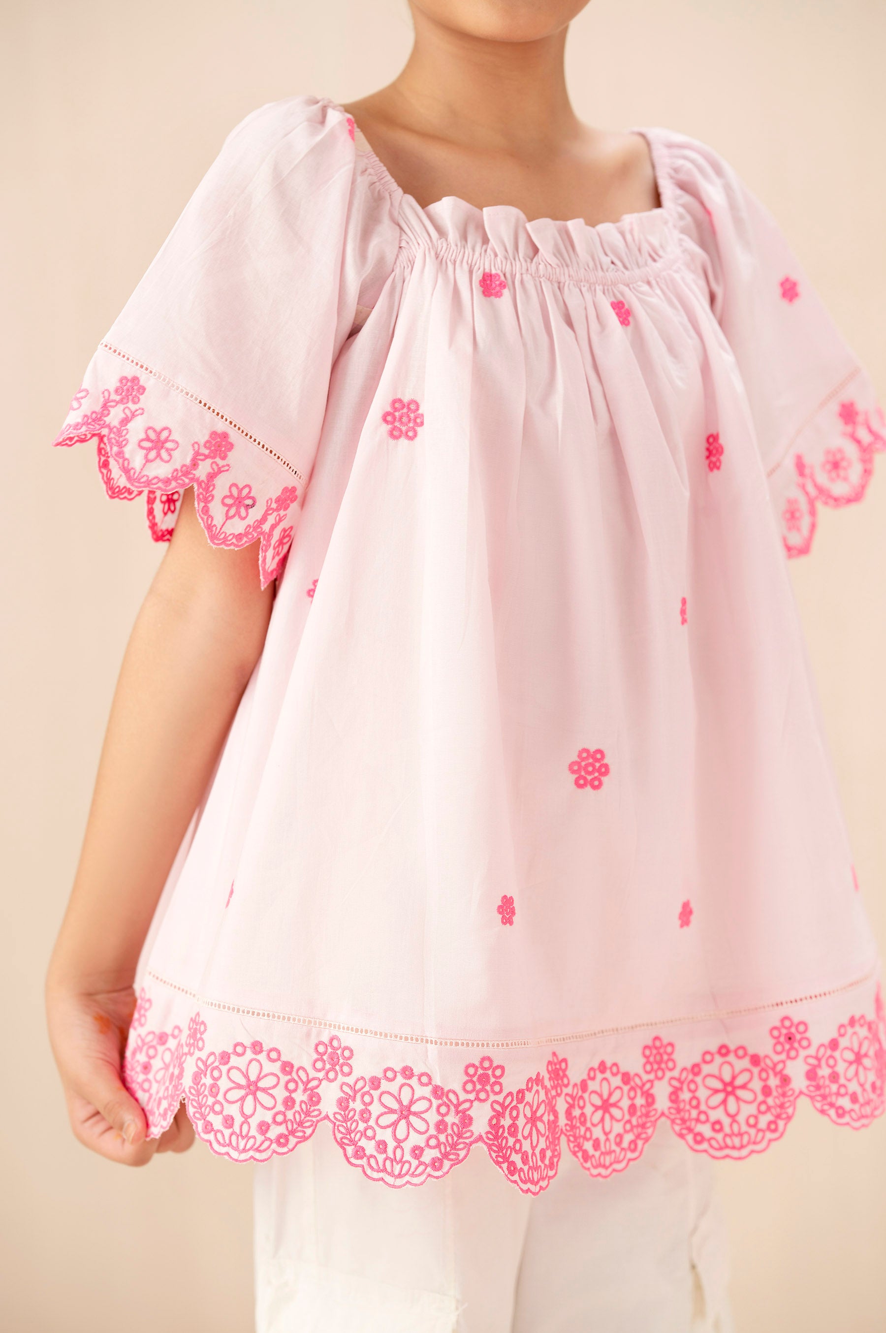 EMBROIDERED TOP