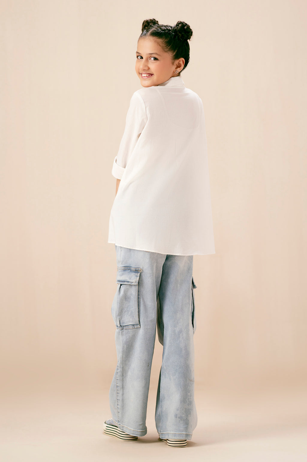 EMBROIDERED TOP