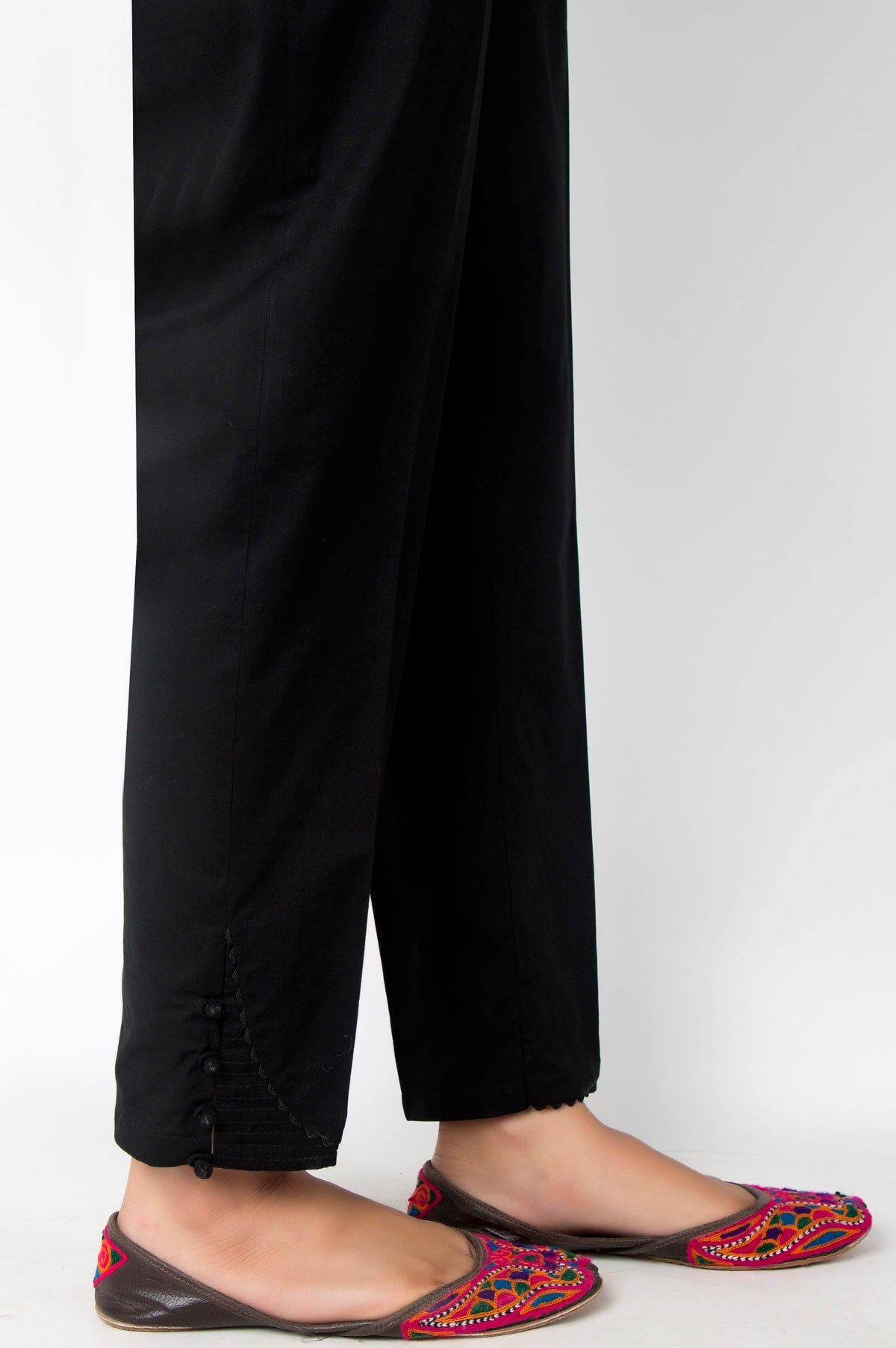 Embroidered Cambric Pants - Black